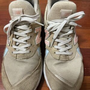 New Balance Tan and Light Pink Sneakers
